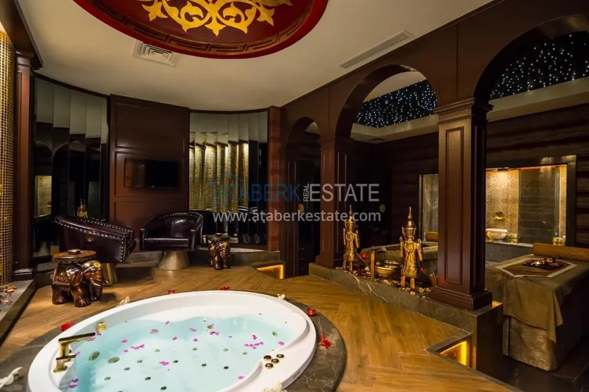 Luxury real estate on the first line in Alanya: stylish apartment, VIP-level complex, Oba district 25 