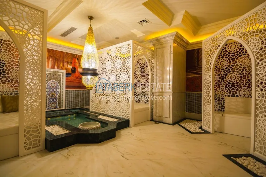 Luxury real estate on the first line in Alanya: stylish apartment, VIP-level complex, Oba district 27 