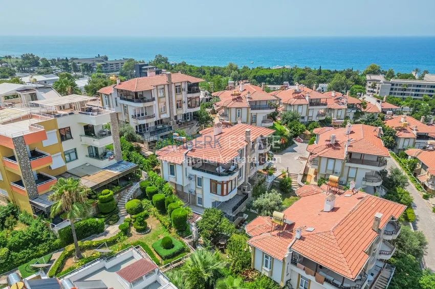 Triplex townhouse 3+1 in Alanya, Kestel district — cottage complex 300 meters from the sea 4