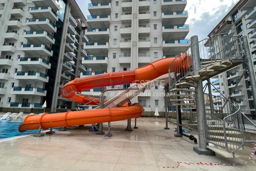 Apartment from the owner in Mahmutlar: one bedroom 81 m2 with heating and furniture 6 