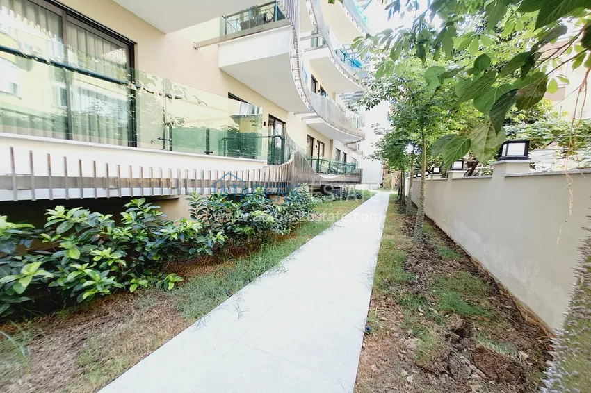 1+1 apartment in a new complex in the center of Alanya. Suitable for short term rentals 7 