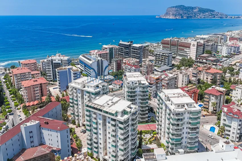 Real estate for a residence permit in Alanya. Turnkey duplex penthouse with panoramic views, Tosmur district 1