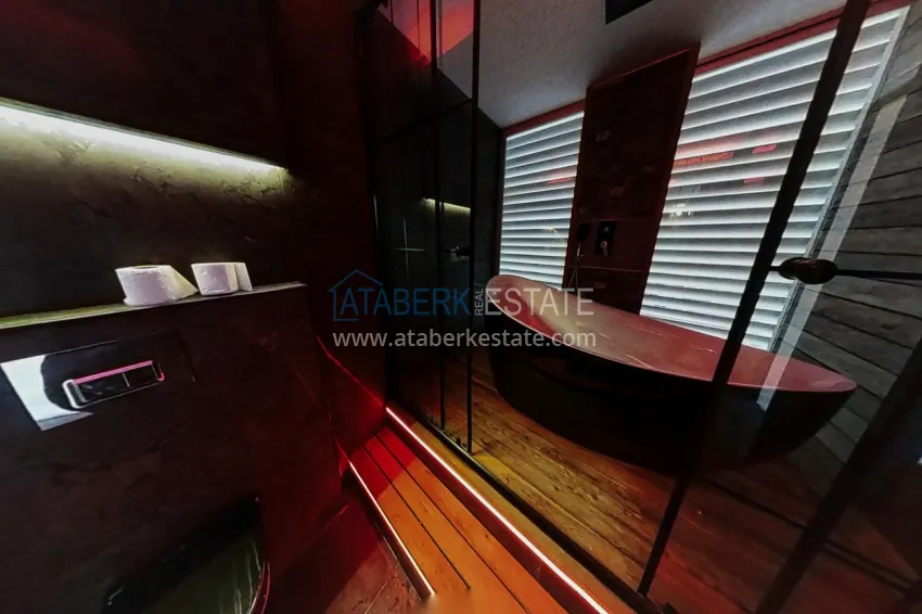 Purchase Elite triplex penthouse with original design in Alanya, Mahmutlar district 28