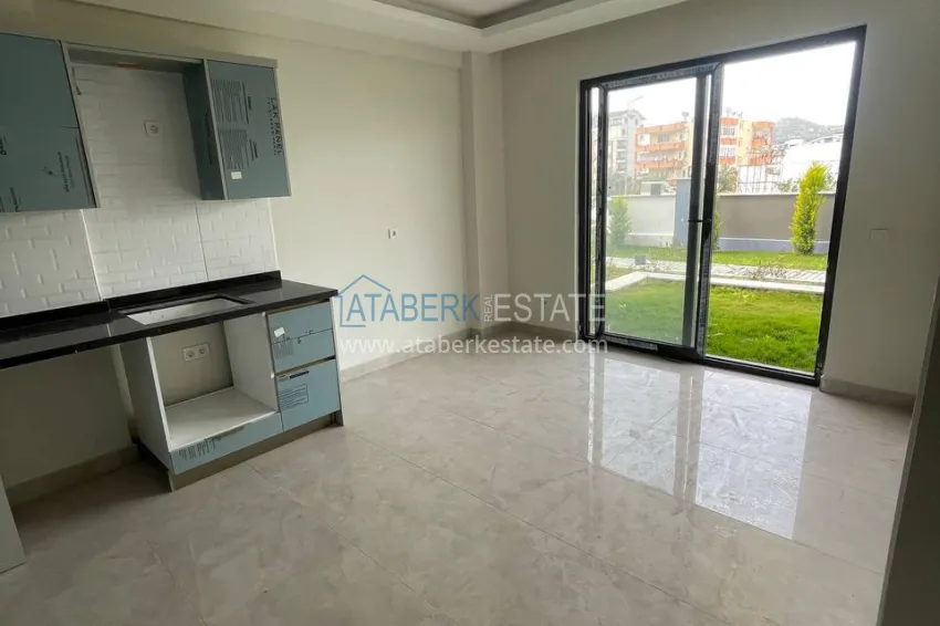 Purchase One bedroom apartment with access to the garden from an investor in Gazipasa 3 