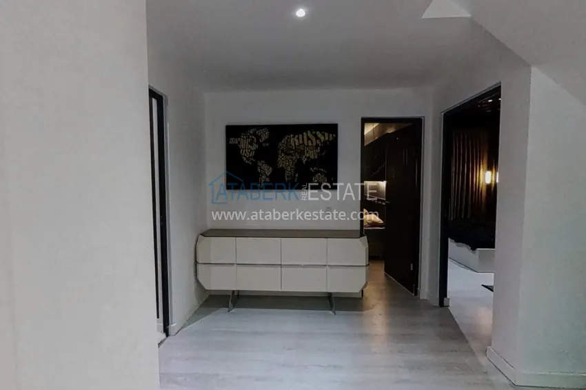 Purchase Elite triplex penthouse with original design in Alanya, Mahmutlar district 42