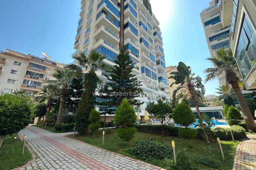 Elite triplex penthouse with original design in Alanya, Mahmutlar district 3