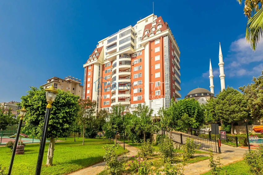 Apartment 2+1 after renovation, suitable for a residence permit, Cikcilli district, Alanya 3 