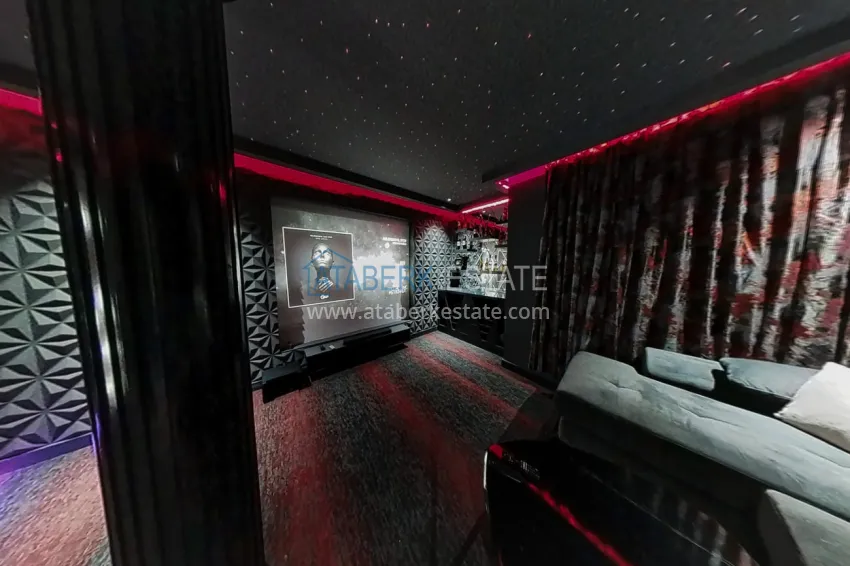 Purchase Elite triplex penthouse with original design in Alanya, Mahmutlar district 50