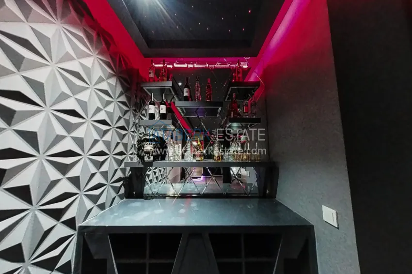 Purchase Elite triplex penthouse with original design in Alanya, Mahmutlar district 53