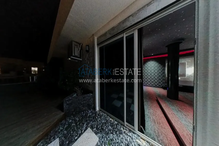 Purchase Elite triplex penthouse with original design in Alanya, Mahmutlar district 62