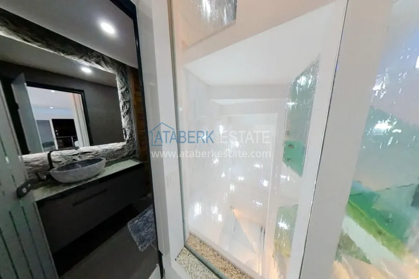 Purchase Elite triplex penthouse with original design in Alanya, Mahmutlar district 64