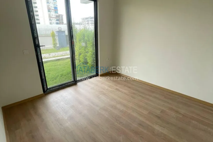 Purchase One bedroom apartment with access to the garden from an investor in Gazipasa 10 