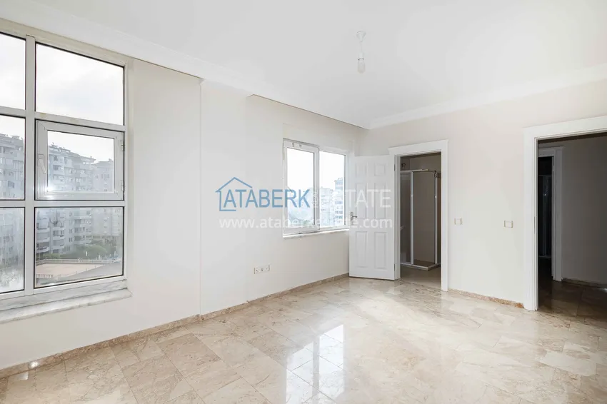 Purchase  Apartment 2+1 after renovation, suitable for a residence permit, Cikcilli district, Alanya 8 