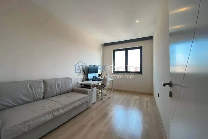 Purchase  Linear 3+1 apartment in the center of Alanya — turnkey, suitable for a residence permit, separate kitchen, sea and mountain views 12 