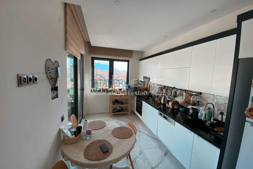 Purchase  Linear 3+1 apartment in the center of Alanya — turnkey, suitable for a residence permit, separate kitchen, sea and mountain views 6 