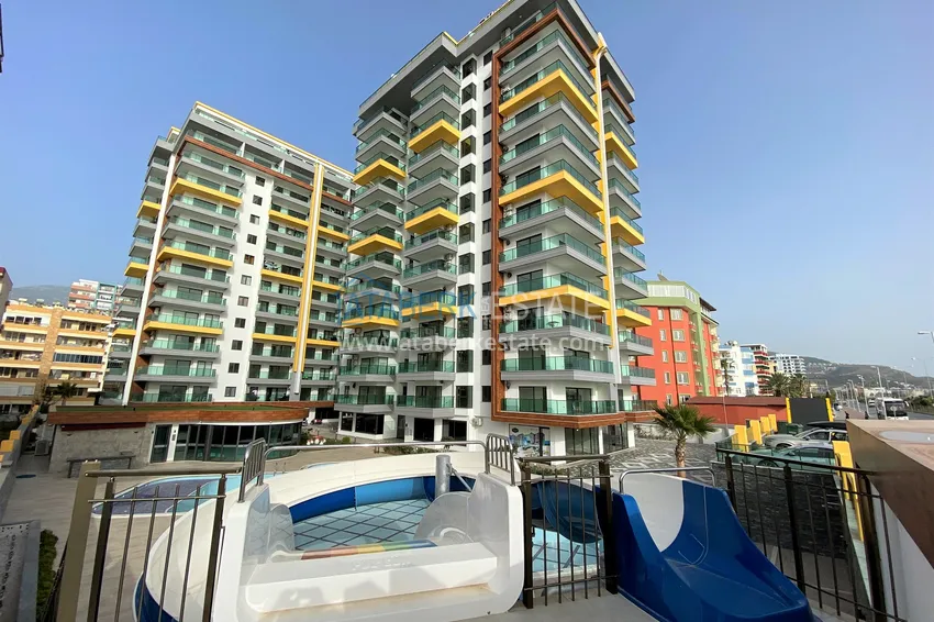 Apartment 2+1 on the beachfront in Mahmutlar — a ready-made version with a sea view 8 