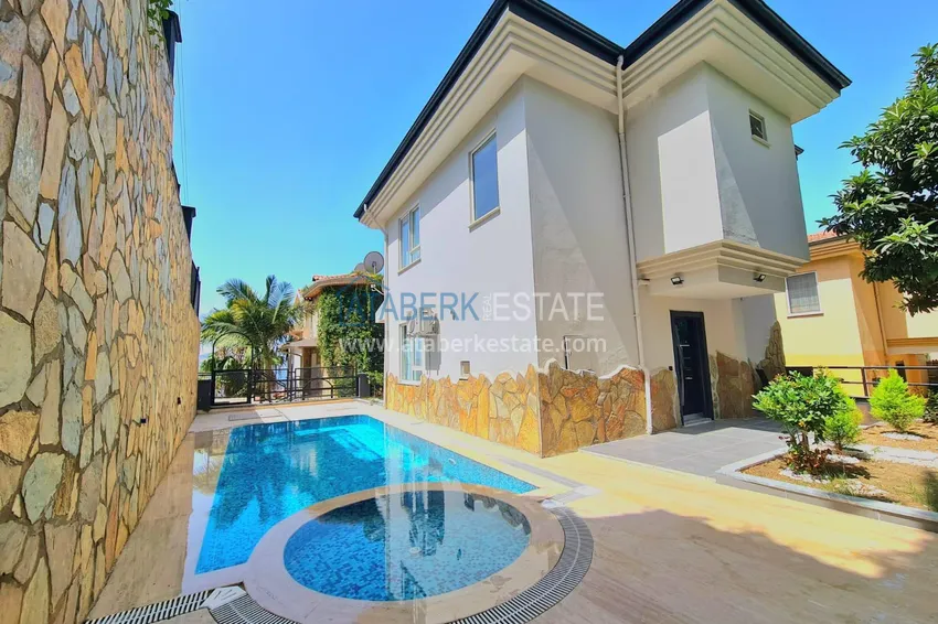 Private villa in Alanya, Bektash district — real estate for residence permit and citizenship 1
