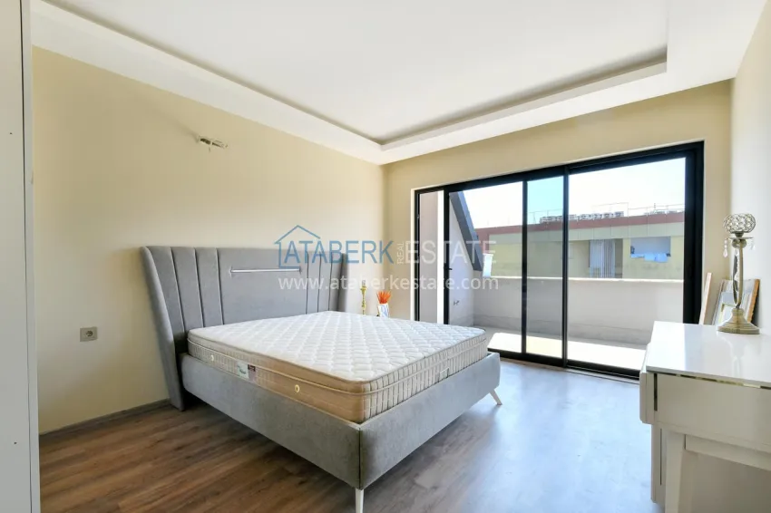 Purchase 3+1 penthouse duplex in Kargicak — turnkey, suitable for citizenship 13 