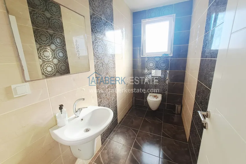 Studio in Alanya, Mahmutlar district — turnkey with a glazed balcony and mountain views 10 