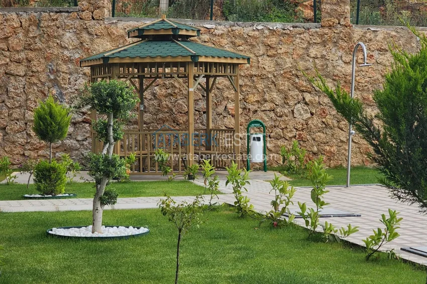 Turnkey 1+1 apartment in Alanya, Oba district — property for a residence permit 2 