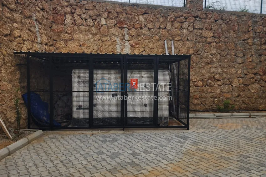 Turnkey 1+1 apartment in Alanya, Oba district — property for a residence permit 3 