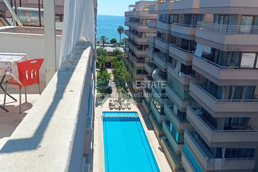 Purchase  One bedroom apartment in Mahmutlar, Alanya - furnished, seaview, beachfront  22 