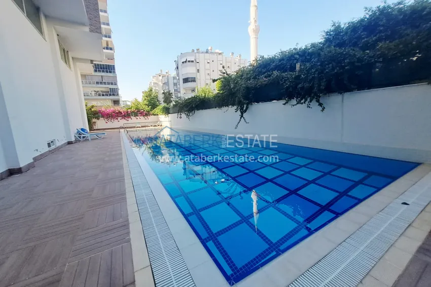 Studio in Alanya, Mahmutlar district — turnkey with a glazed balcony and mountain views 2 