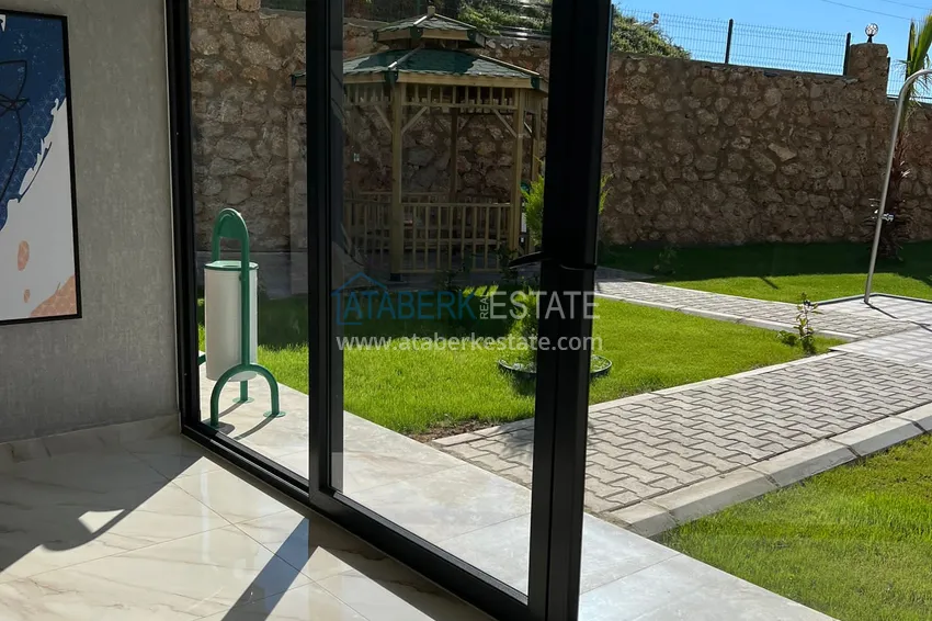 Turnkey 1+1 apartment in Alanya, Oba district — property for a residence permit 7 