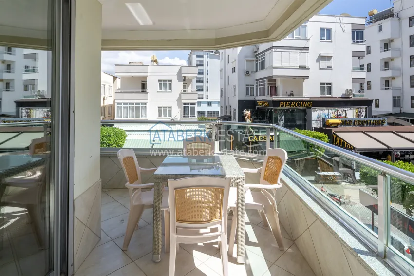 Purchase 2+1 apartment for a residence permit in Alanya — Oba district, first coastline 10 