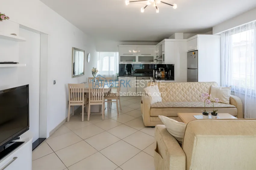 Purchase 2+1 apartment for a residence permit in Alanya — Oba district, first coastline 1 