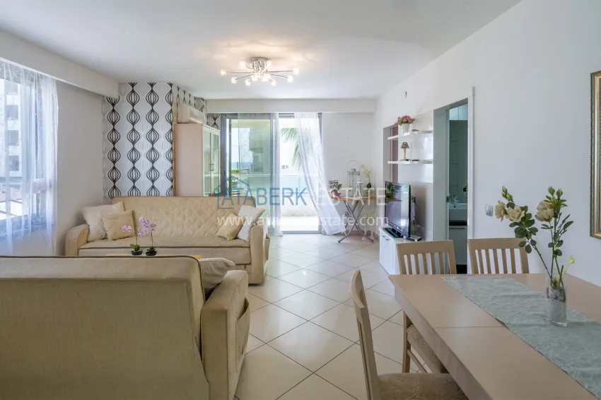 Purchase 2+1 apartment for a residence permit in Alanya — Oba district, first coastline 3 