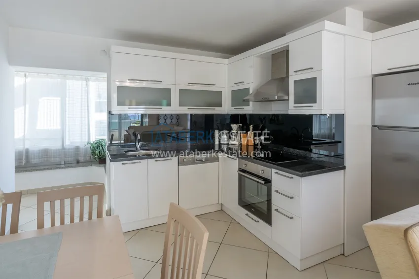 Purchase 2+1 apartment for a residence permit in Alanya — Oba district, first coastline 4 