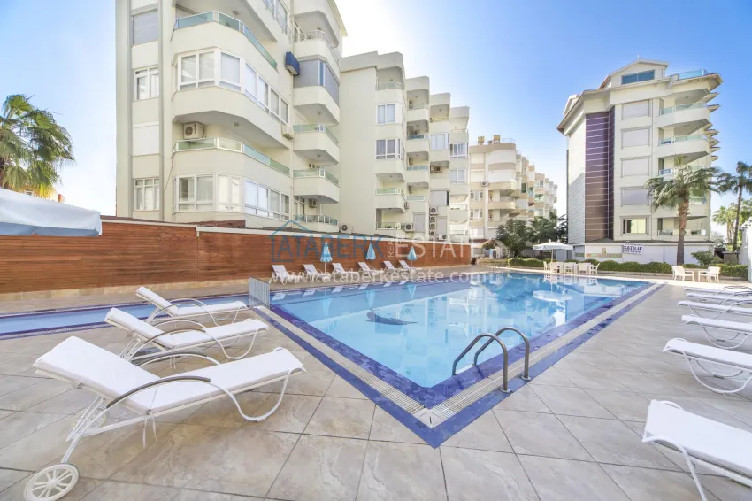 2+1 apartment for a residence permit in Alanya — Oba district, first coastline 6 