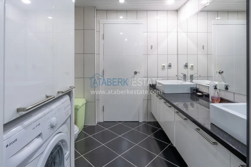 Purchase 2+1 apartment for a residence permit in Alanya — Oba district, first coastline 9 