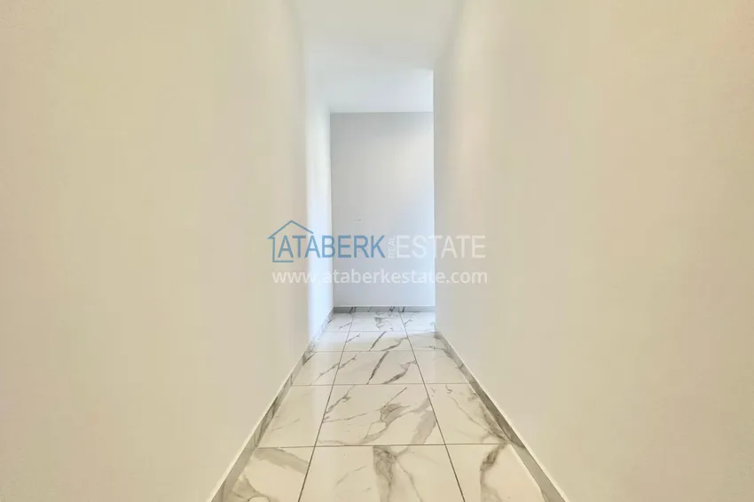 Purchase  1+1 apartments with fine finishing in the center of Alanya, Cleopatra beach area 9 