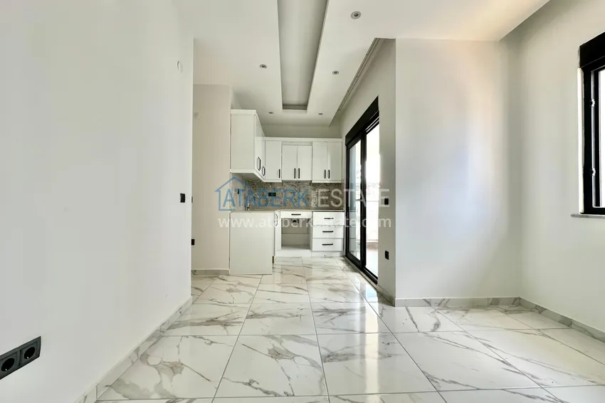 Purchase  1+1 apartments with fine finishing in the center of Alanya, Cleopatra beach area 11 