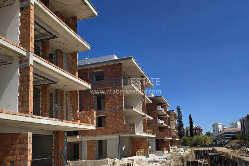 Photo - Real estate from a developer in Antalya — residential complex under construction in Konyaalti 3 
