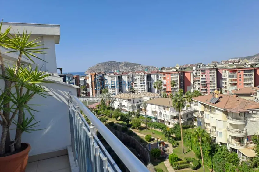 Purchase Penthouse duplex 3+1 in Alanya, Cikcilli — from the owner, a prestigious complex 24 