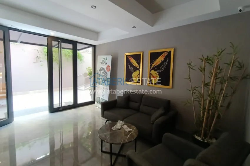 Turnkey one-bedroom apartment in the center of Alanya, Cleopatra beach area — luxury complex 12 