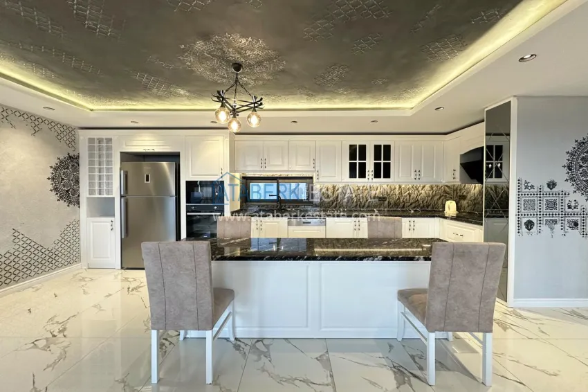 Purchase Luxury triplex villa with sea and fortress views in Alanya, Tepe district - suitable for obtaining citizenship 6 