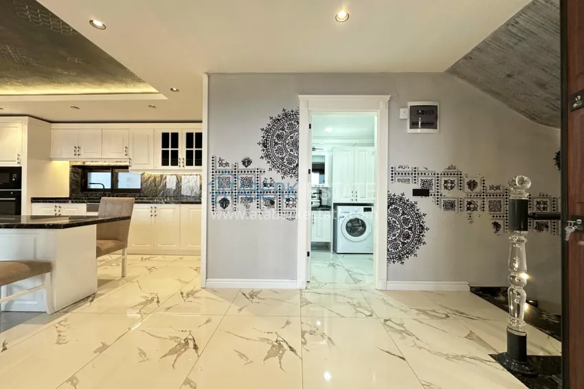 Purchase Luxury triplex villa with sea and fortress views in Alanya, Tepe district - suitable for obtaining citizenship 7 