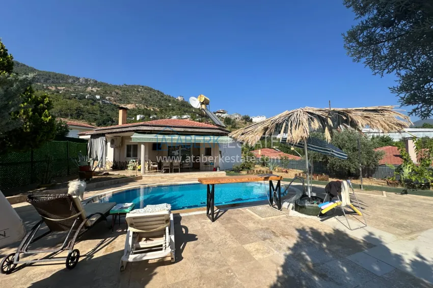 Private 2+1 villa with private pool in the Upper Oba area — suitable for residence permits and citizenship 1 