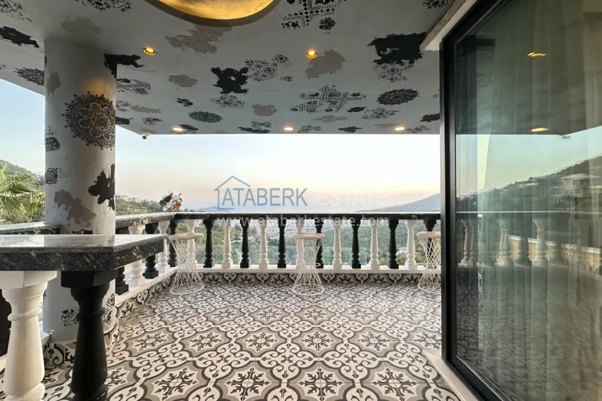 Purchase Luxury triplex villa with sea and fortress views in Alanya, Tepe district - suitable for obtaining citizenship 26 
