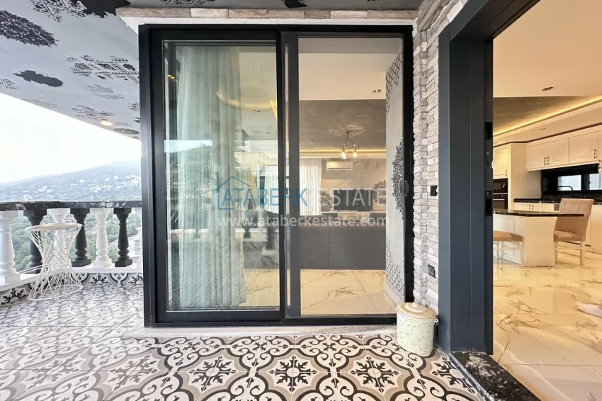 Purchase Luxury triplex villa with sea and fortress views in Alanya, Tepe district - suitable for obtaining citizenship 27 
