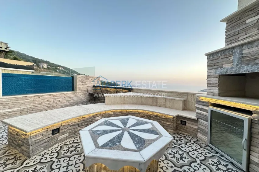 Purchase Luxury triplex villa with sea and fortress views in Alanya, Tepe district - suitable for obtaining citizenship 31 