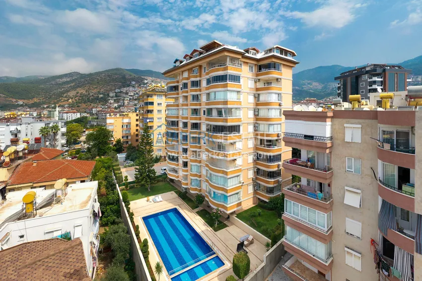 Spacious panoramic penthouse duplex in the center of Alanya — furnished and equipped with a sauna, suitable for a residence permit  1 