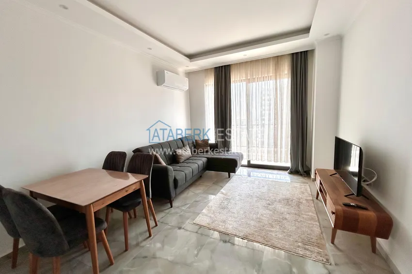 Purchase Furnished 1+1 apartment in the center of Mahmutlar — near Akdeniz Park shopping center and 5 minutes from the sea 1