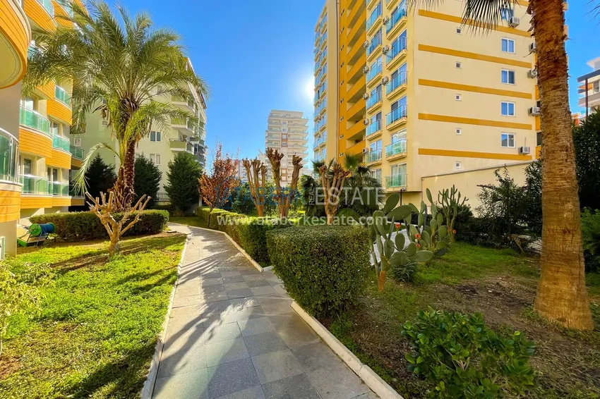 Apartment 1+1 with furniture and sea view in Mahmutlar — from the owner 16 