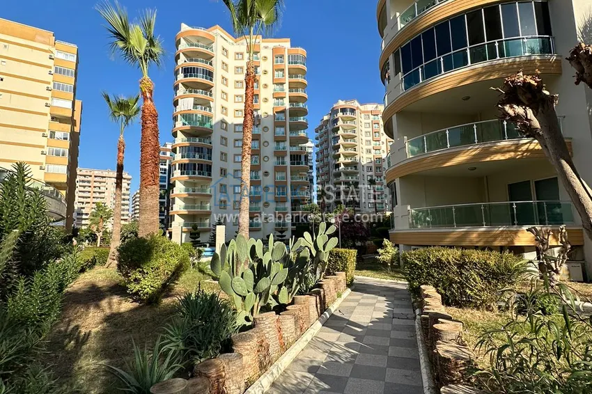 Apartment 1+1 with furniture and sea view in Mahmutlar — from the owner 18 