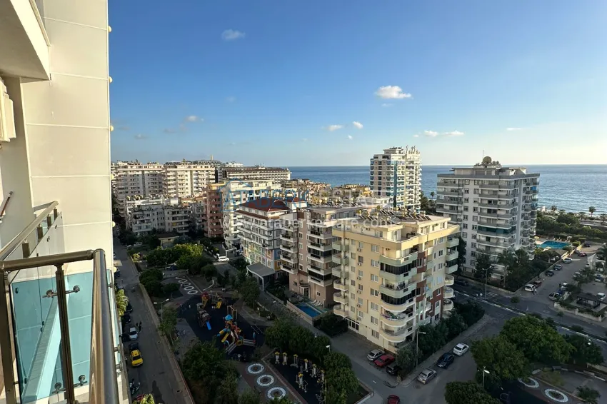 Purchase 1+1 apartment with sea view in Mahmutlar — turnkey, 70 m², second coastline 18 